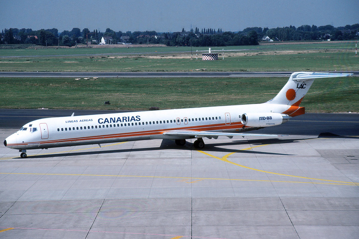 EC-EJZ (49622) 1988 McDonnell Douglas MD-83