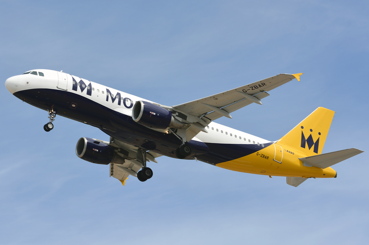 G-ZBAR (2142) 2003 Airbus A320-214