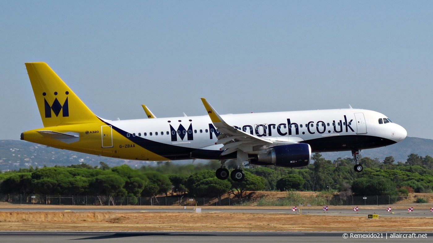 G-ZBAA (5526) 2013 Airbus A320-214 WL