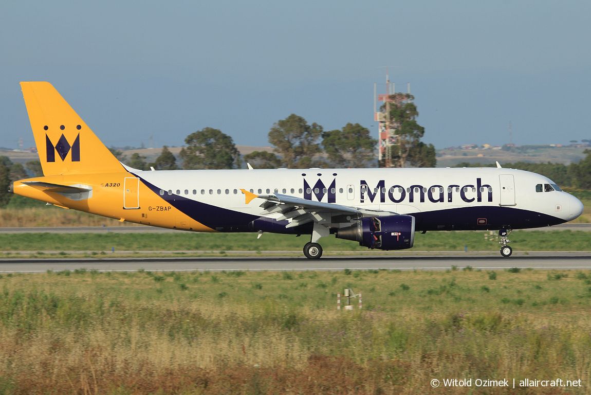 G-ZBAP (1605) 2001 Airbus A320-214