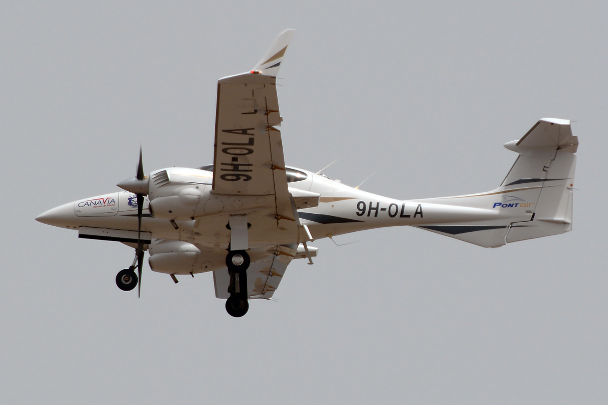 9H-OLA (42.320) Diamond DA-42 Twin Star