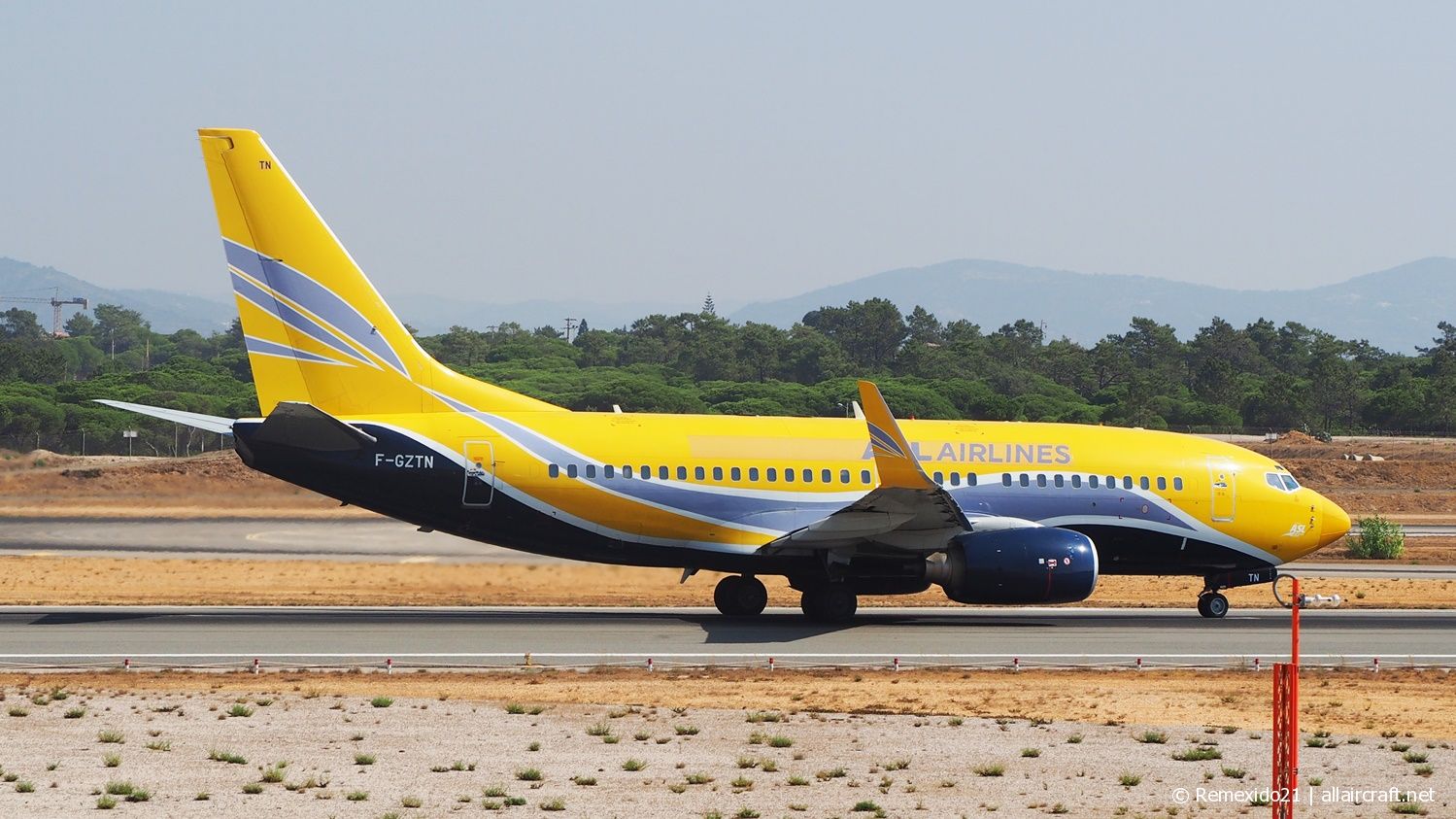 F-GZTN (29080) Boeing 737-73S(WL)