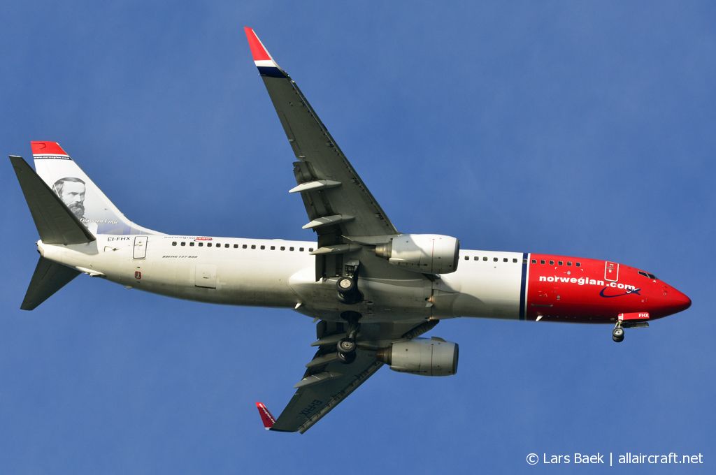 EI-FHX (40866) 2010 Boeing 737-8JP WL