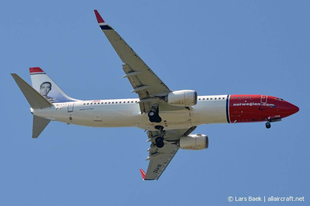 EI-FVZ (42093) 2017 Boeing 737-8JP WL