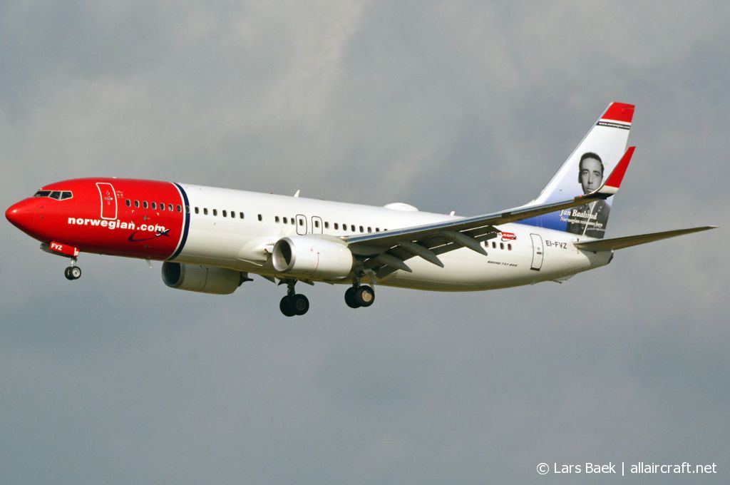 EI-FVZ (42093) 2017 Boeing 737-8JP WL