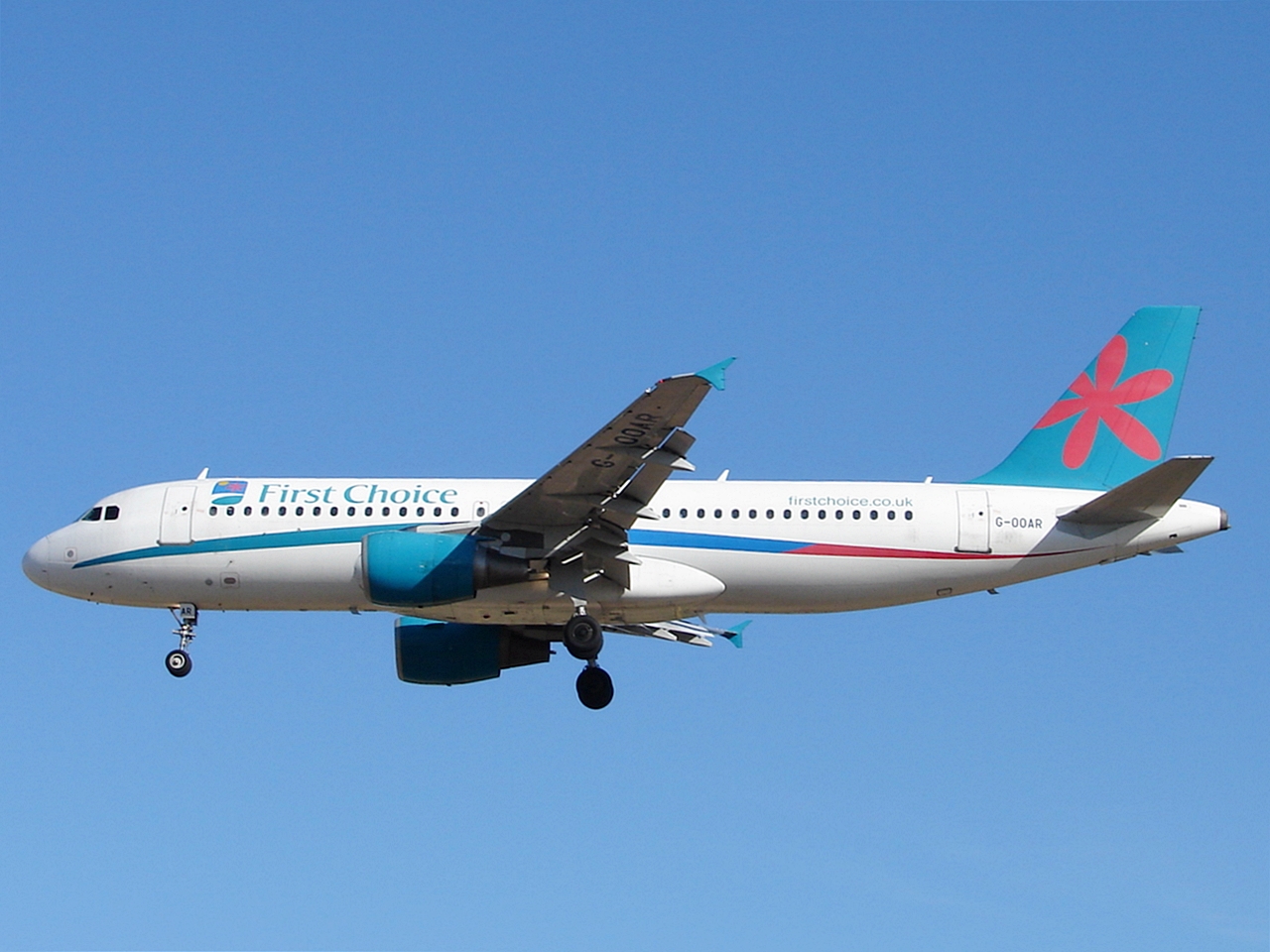G-OOAR (1320) 2000 Airbus A320-214
