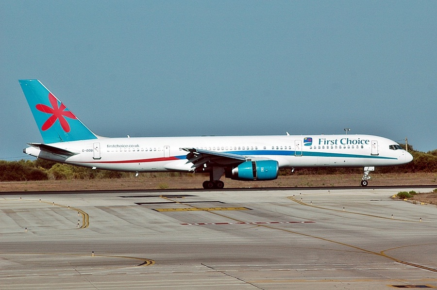 G-OOBI (27146) 1993 Boeing 757-2B7