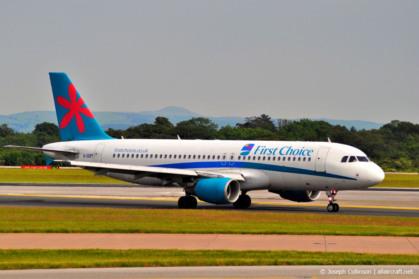 G-OOPT (1605) 2001 Airbus A320-214