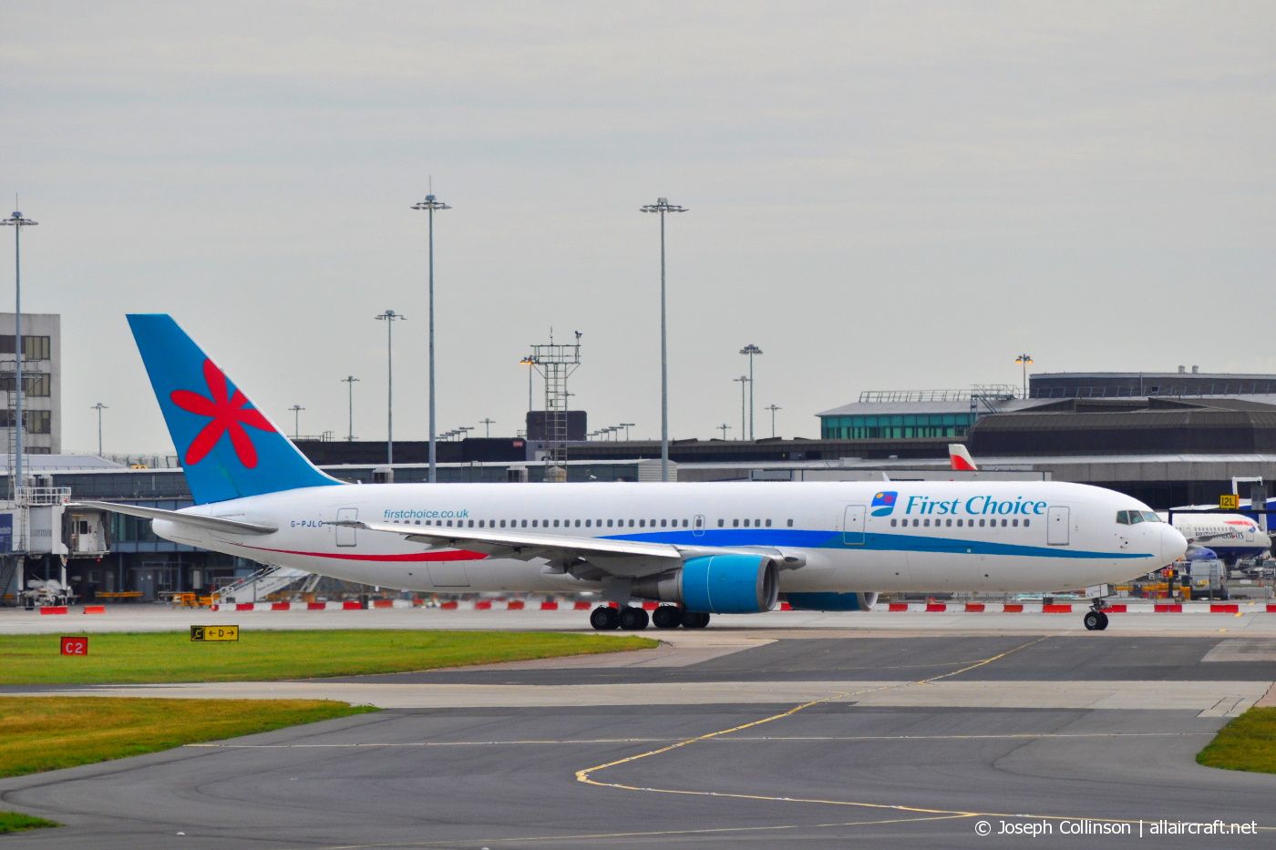 G-PJLO (26064) 1992 Boeing 767-35E(ER)