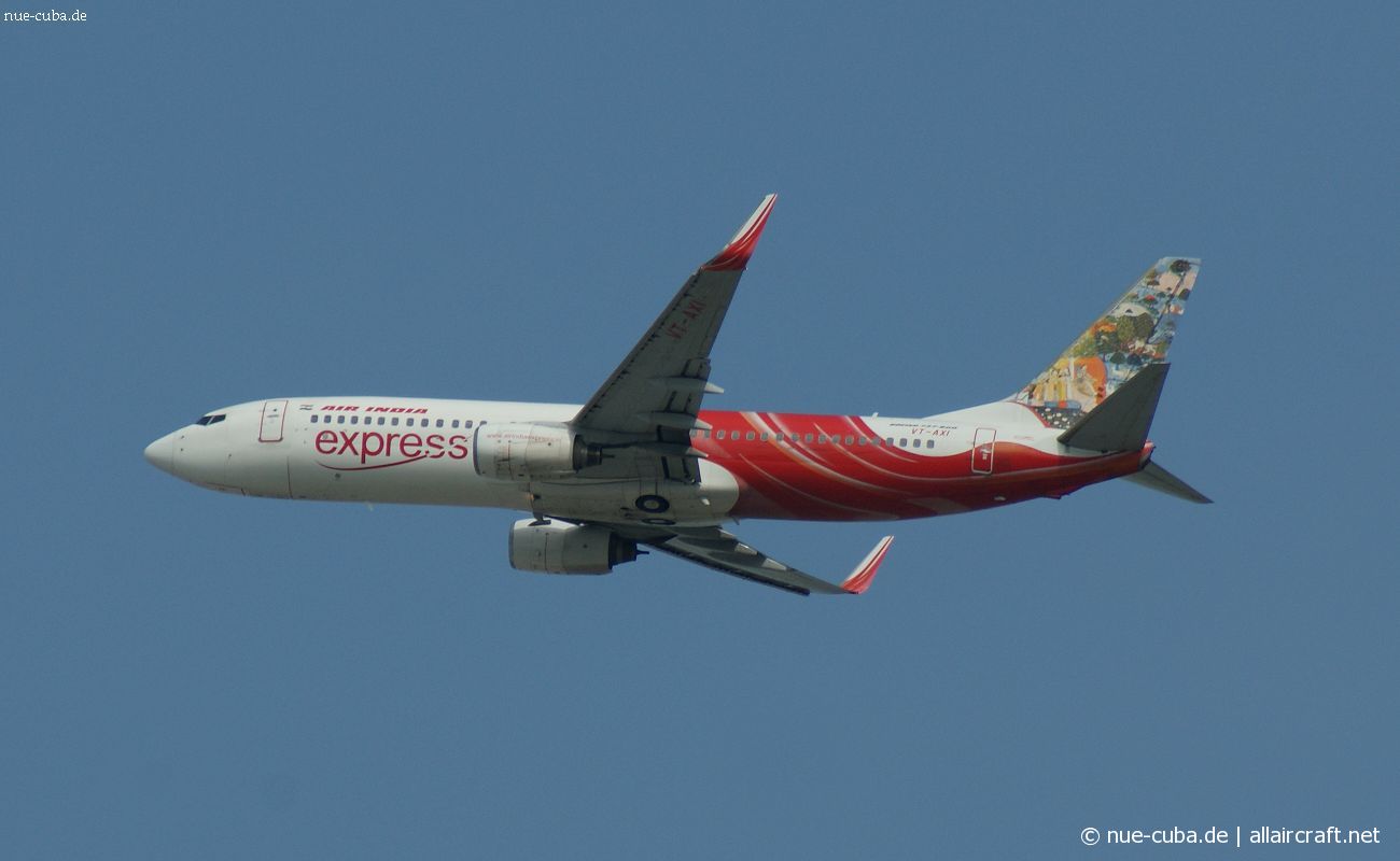 VT-AXI (cn 36324) Boeing 737-8HJ