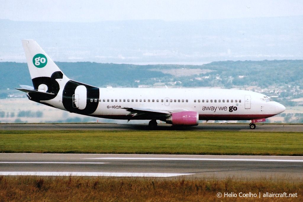 G-IGOP (28602) 1999 Boeing 737-36N