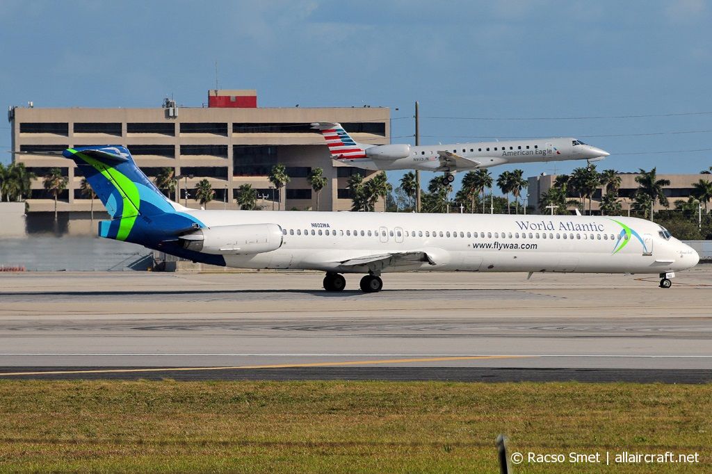 N802WA (53052) 1990 McDonnell Douglas MD-83