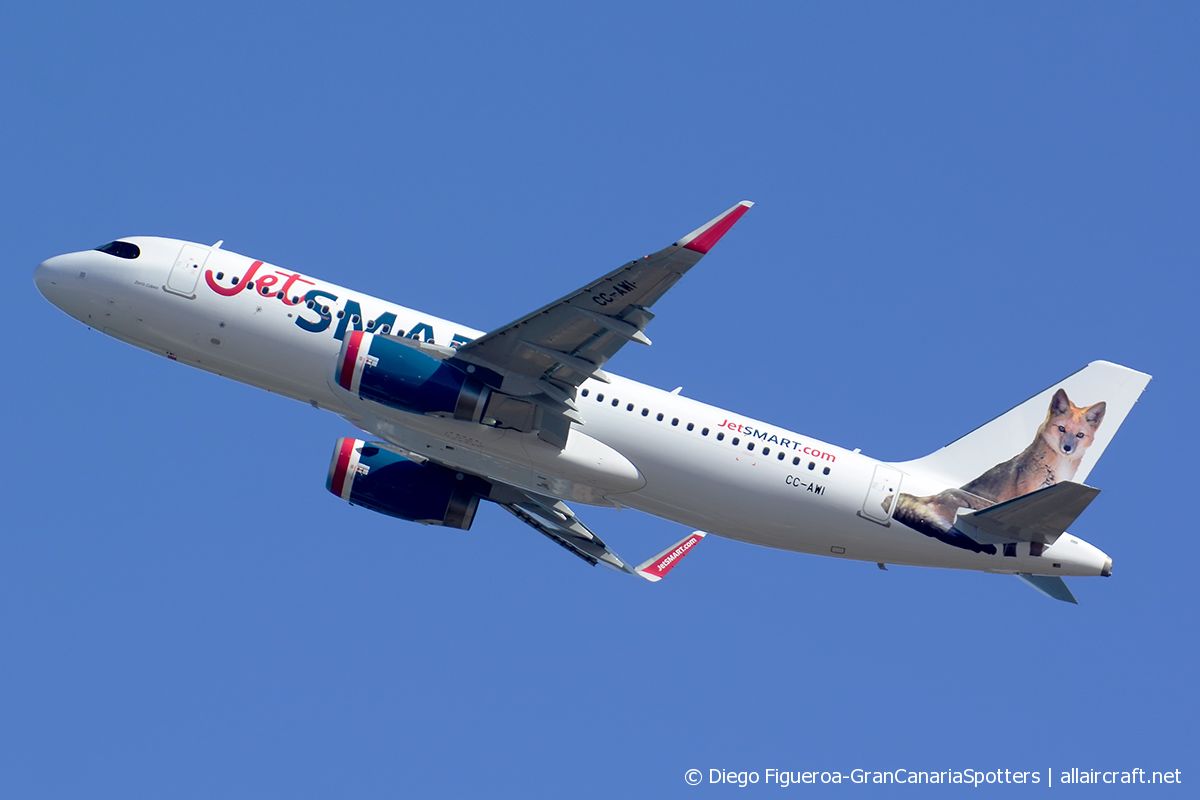 CC-AWI (8730) 2019 Airbus A320-232(WL)