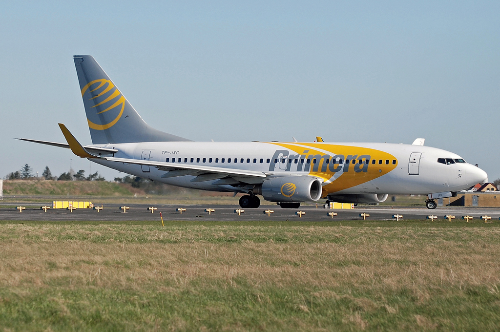 TF-JXG (28210) 1998 Boeing 737-7Q8 WL