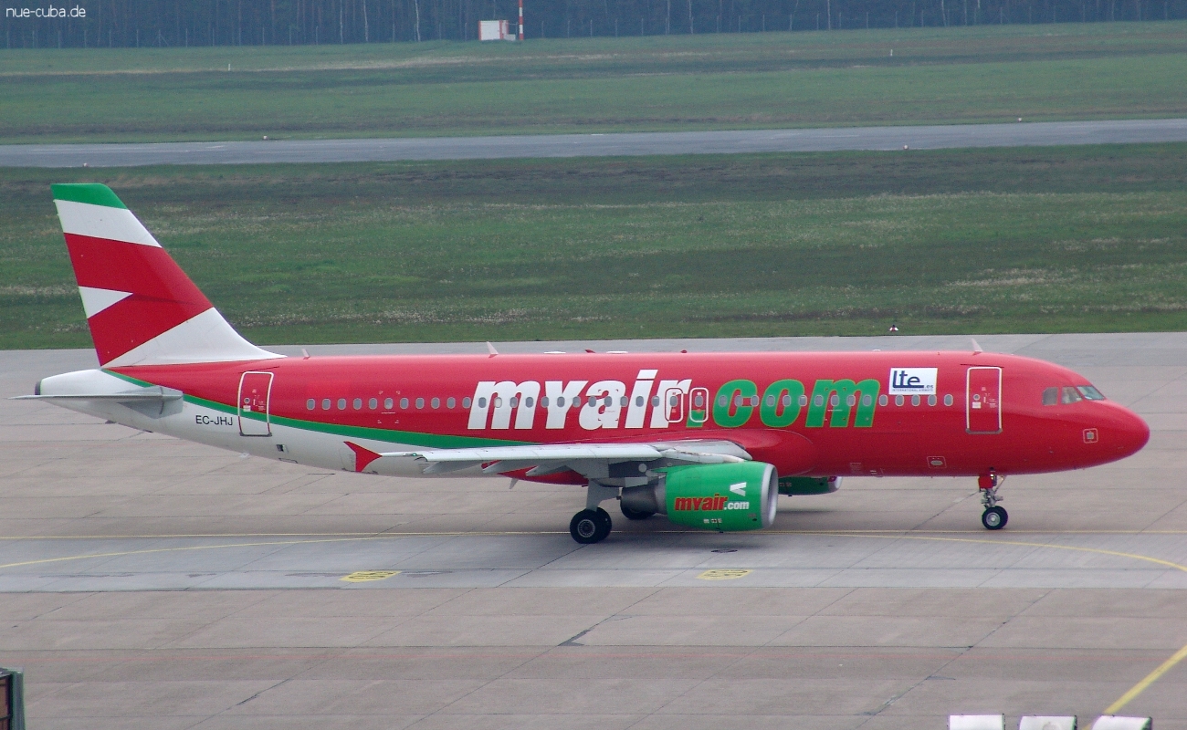 EC-JHJ (1775) 2002 Airbus A320-214