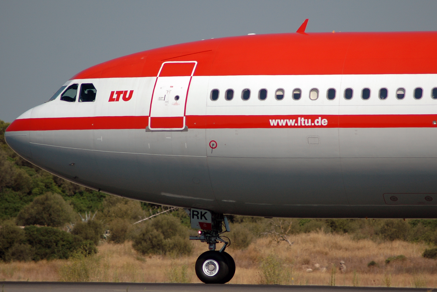 D-AERK (120) 1996 Airbus A330-322