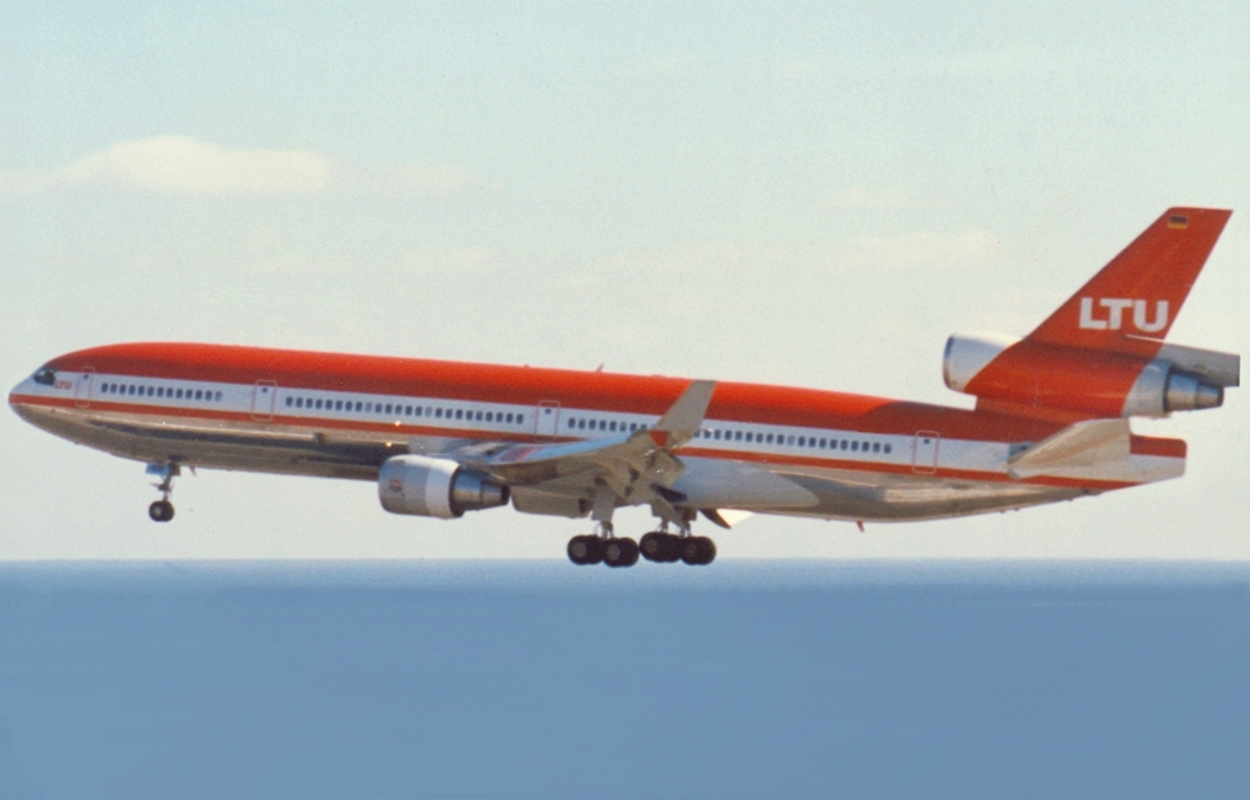 D-AERZ (48538) 1993 McDonnell Douglas MD-11