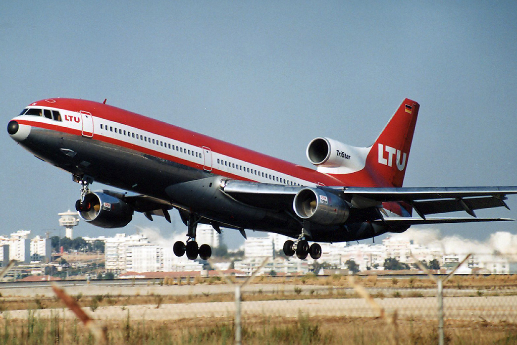 D-AERN (193A-1158) Lockheed L-1011-200 Tristar