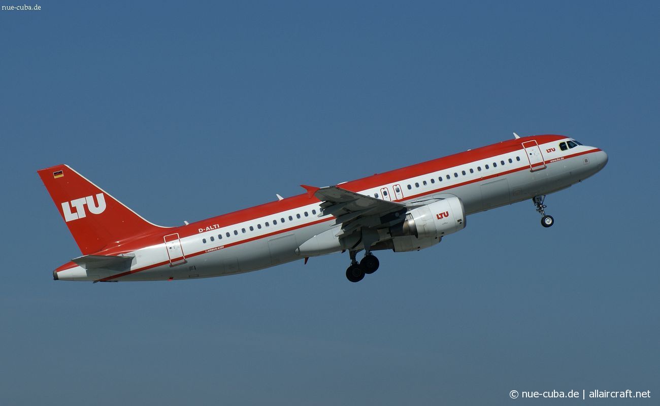D-ALTI (1806) 2002 Airbus A320-214