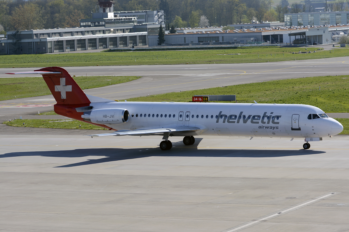 HB-JVI (cn 11325) Fokker 100