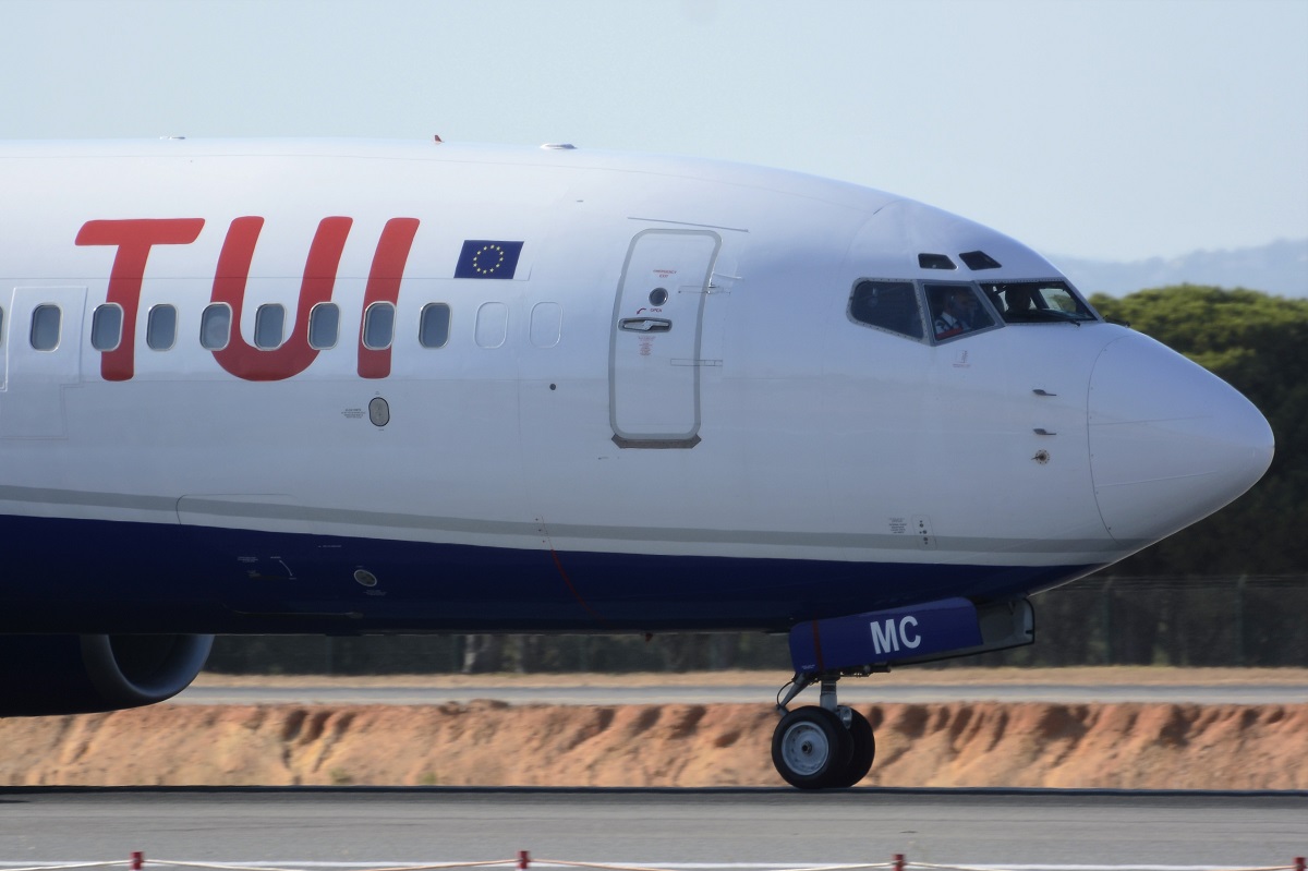 YR-BMC, (cn 28822), Boeing 737-85F