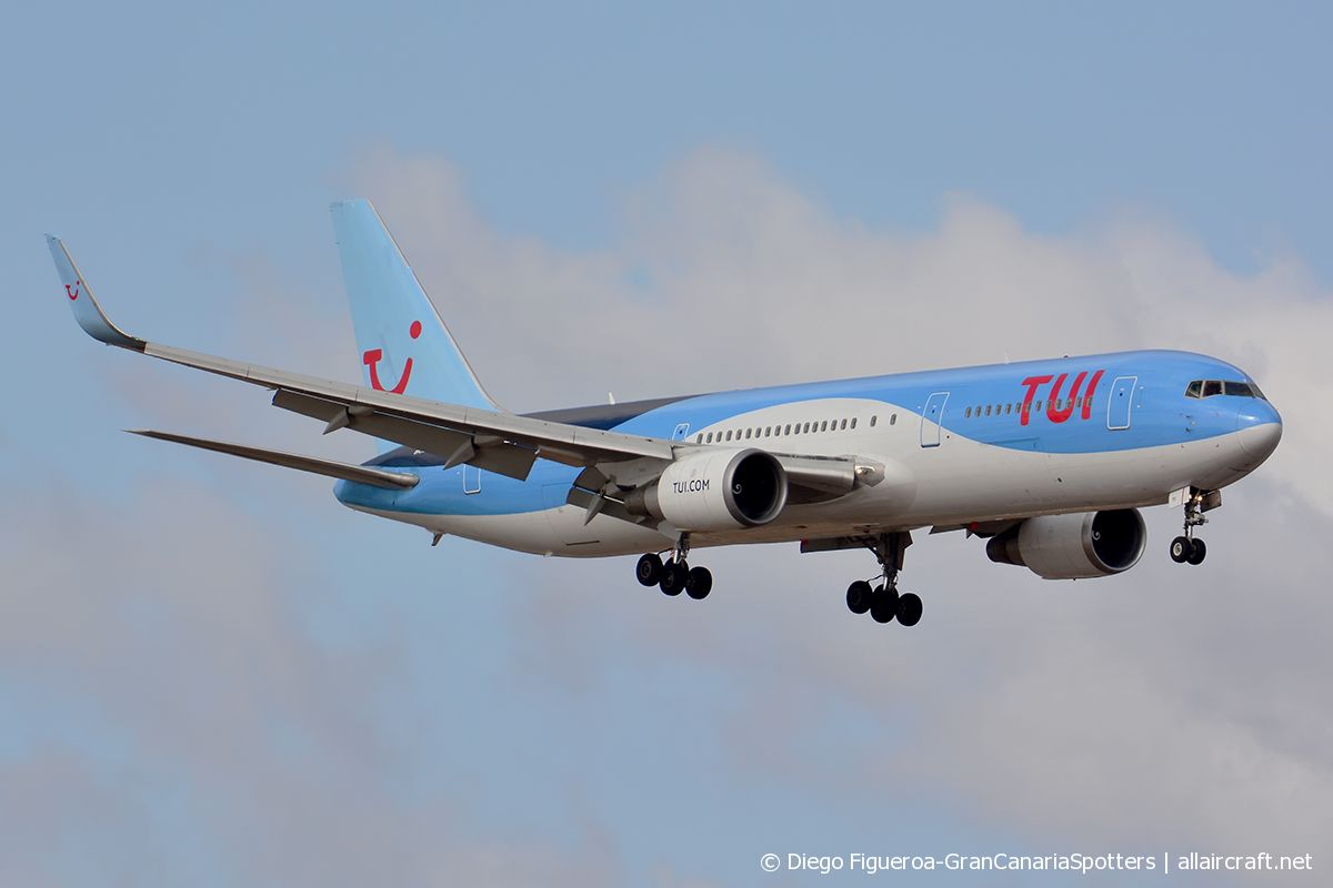 PH-OYI (29138) 2000 Boeing 767-304 ER WL