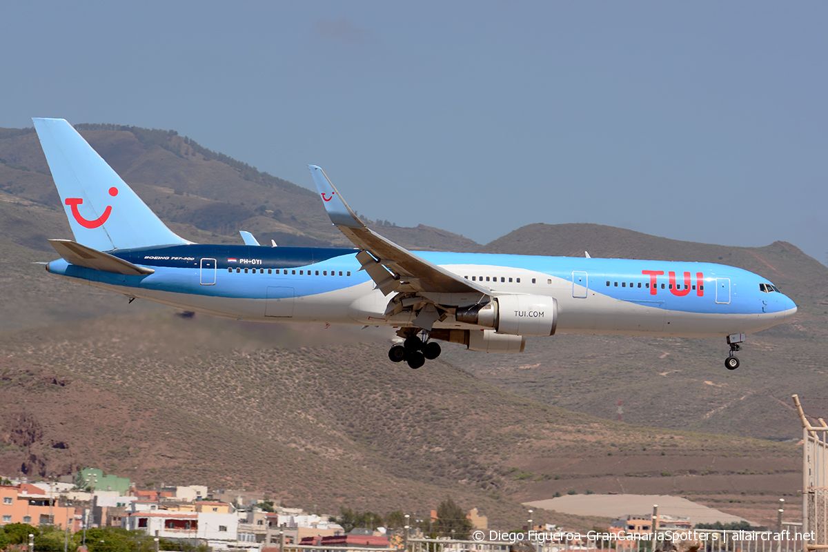 PH-OYI (29138) 2000 Boeing 767-304 ER WL
