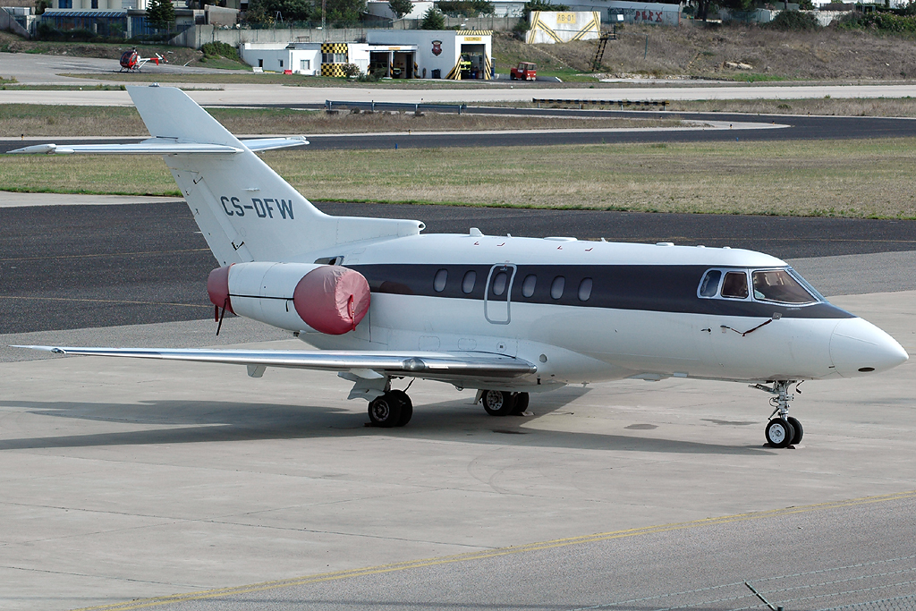 CS-DFW (258664) 2004 Raytheon Hawker 800XP