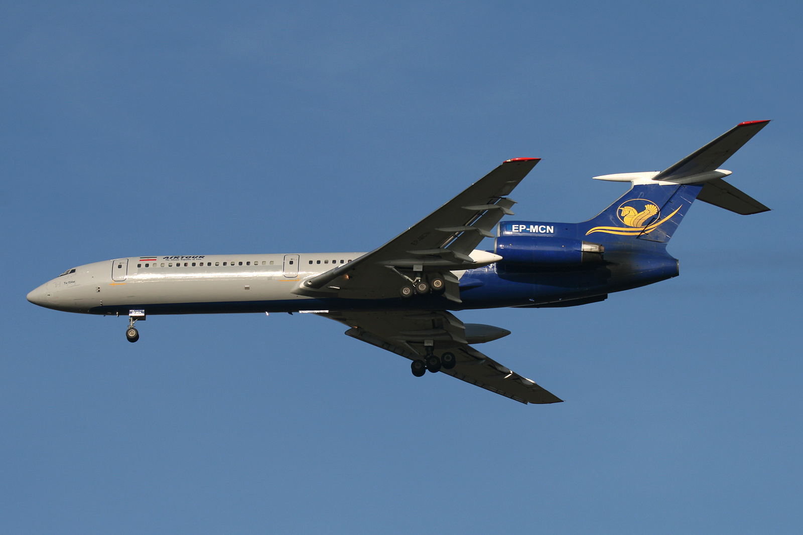 EP-MCN (88A-792) Tupolev Tu-154M