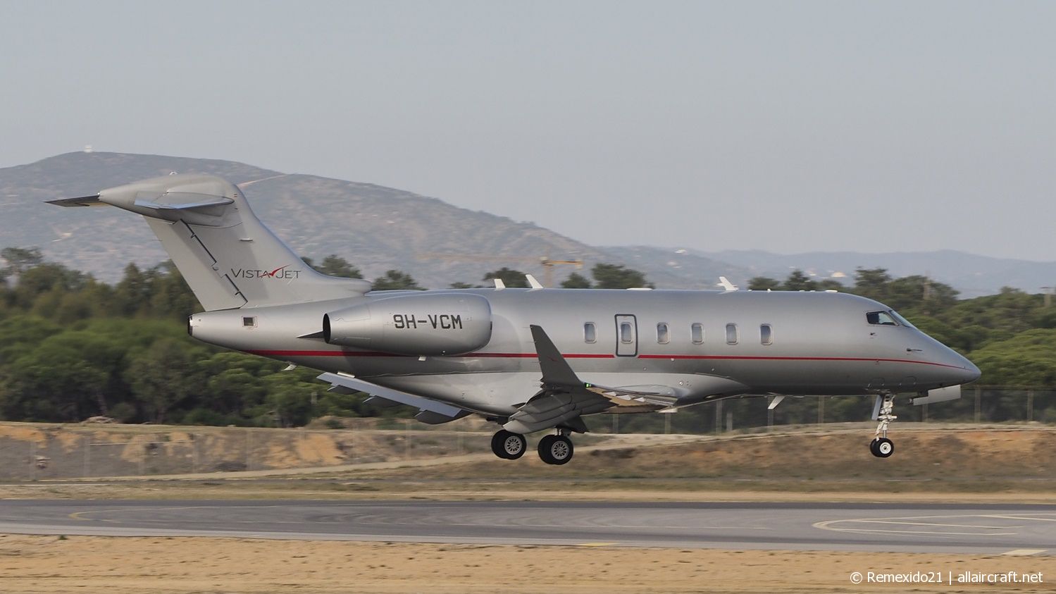 9H-VCM (20624) 2016 Bombardier Challenger 350