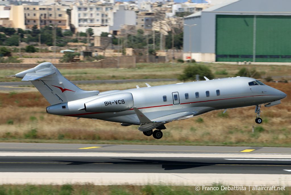 9H-VCS (20923) 2010 Bombardier Challenger 350