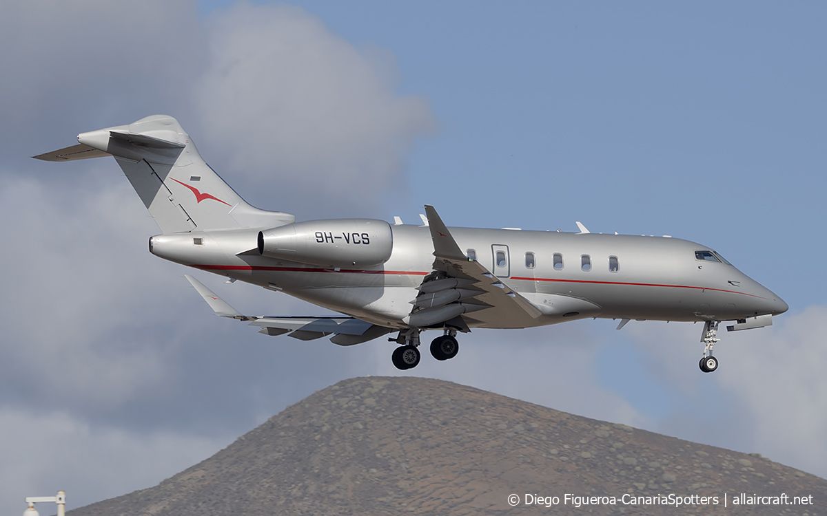 9H-VCS (20923) 2010 Bombardier Challenger 350