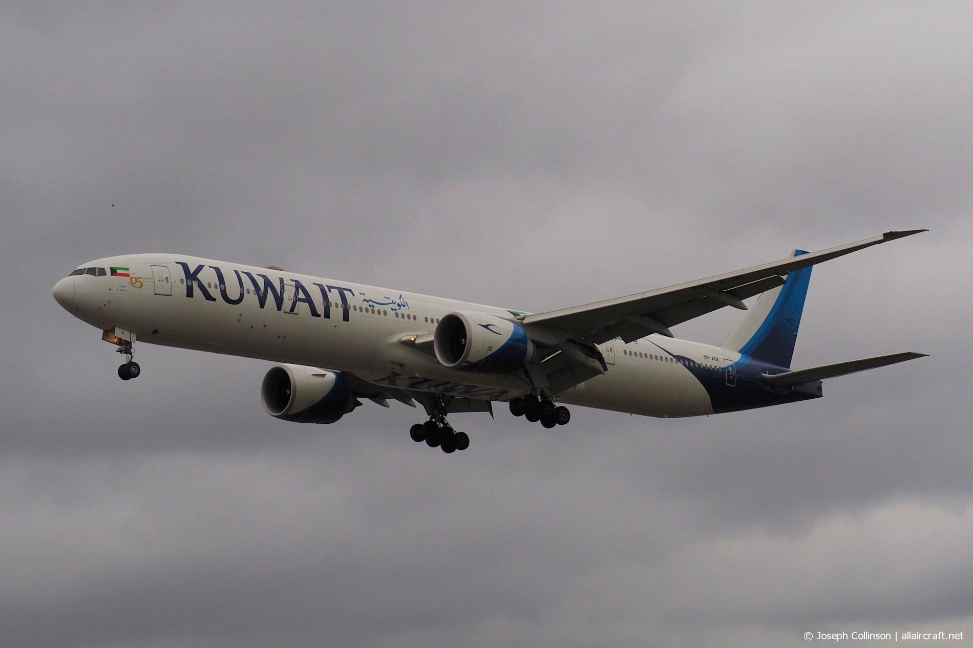 9K-AOK (cn 62568) Boeing 777-369/ER