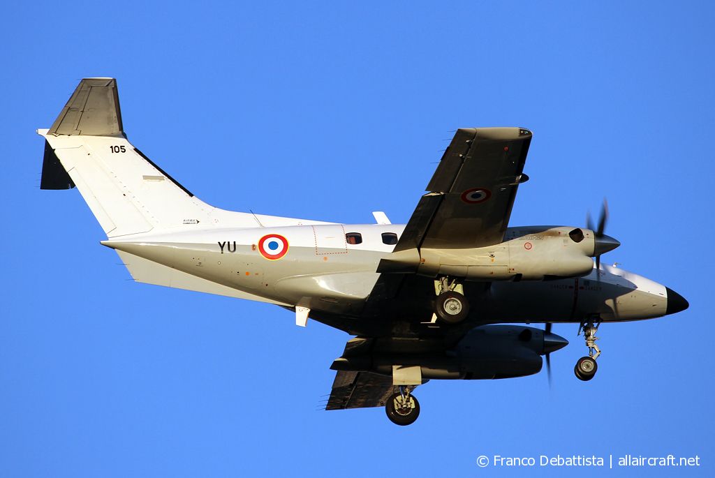 105 / YU (121105) Embraer EMB-121AA Xingu
