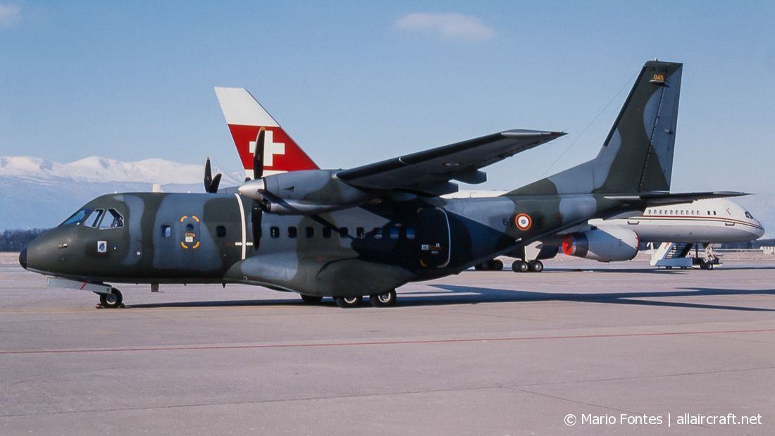 045 62-IB (C045) 1990 CASA CN-235M-100