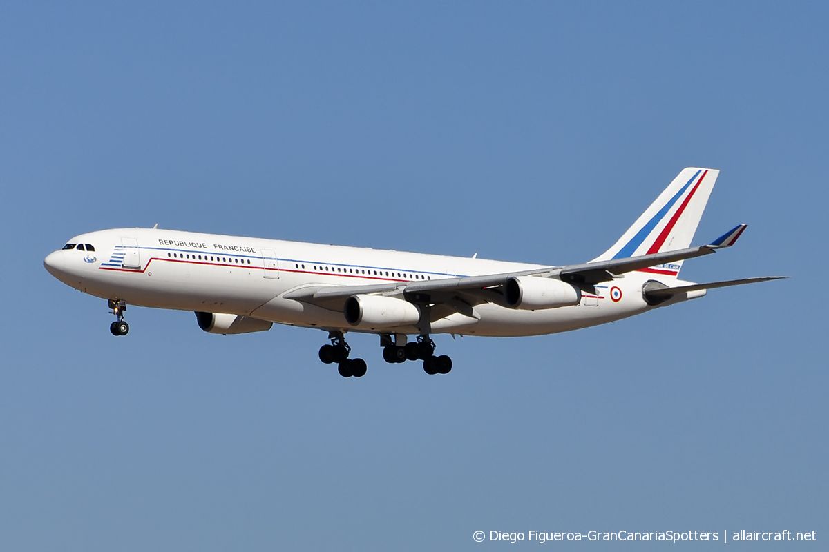 F-RAJA (075) 1995 Airbus A340-212