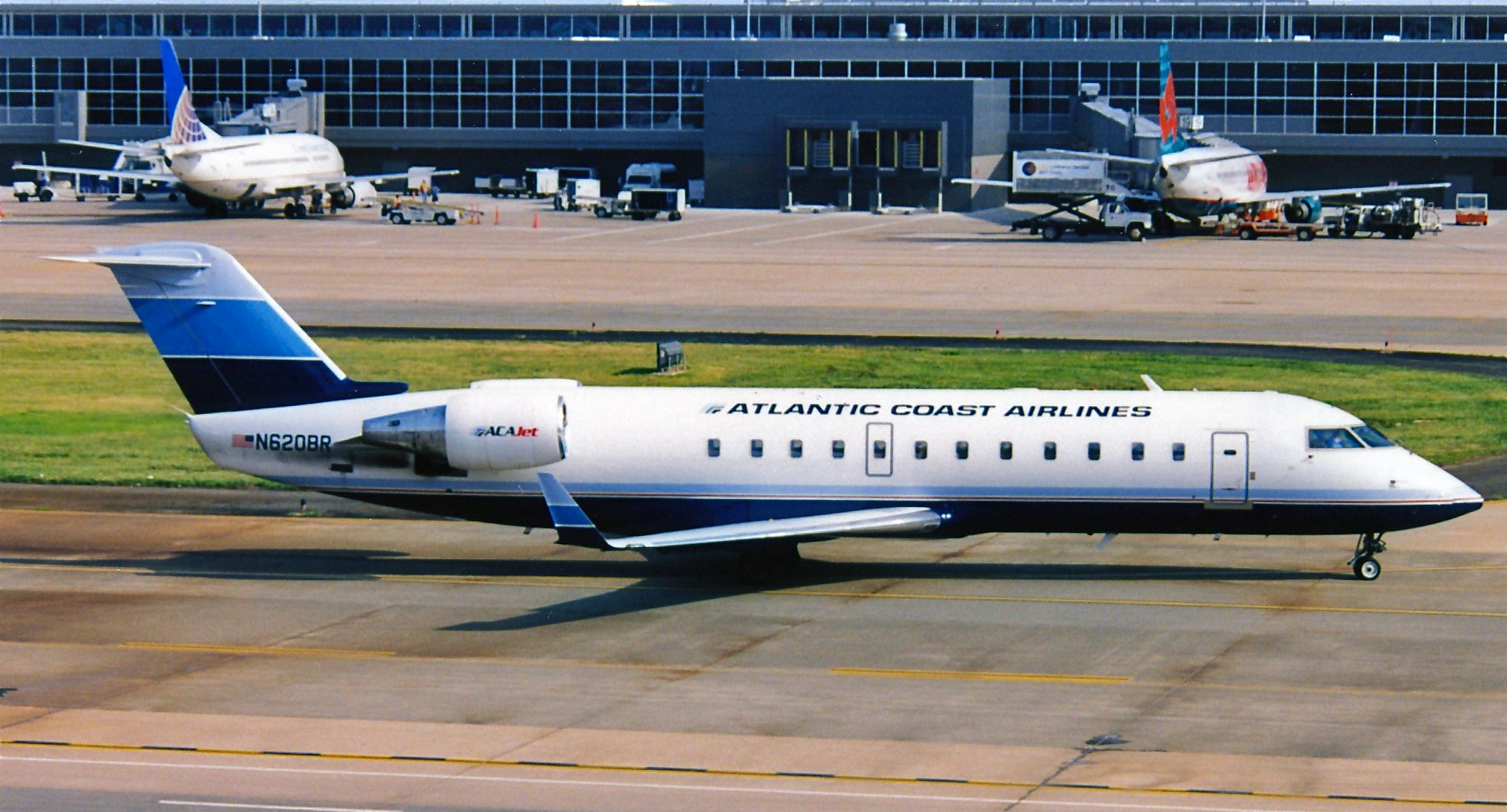 N620BR (cn 7179) Bombardier CRJ200ER