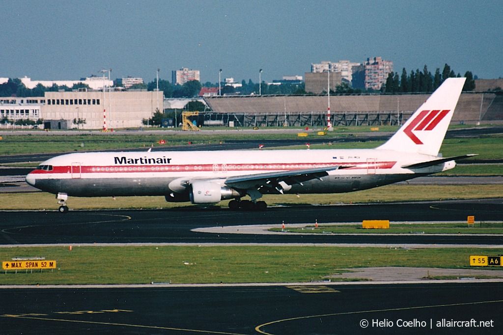 PH-MCV (27619) 1995 Boeing 767-31AER