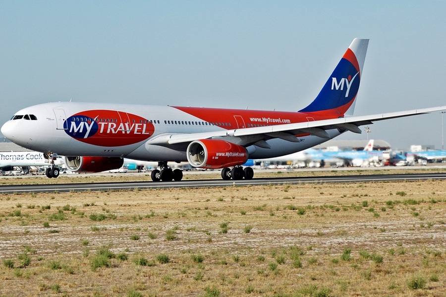 G-OMYT (301) 1999 Airbus A330-243