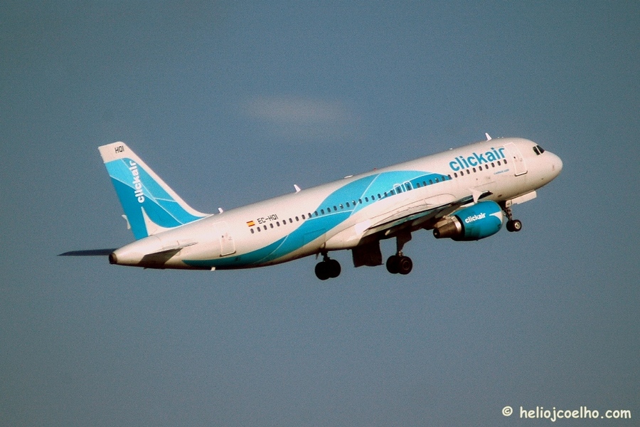 EC-HQI (001396) Airbus A320-214