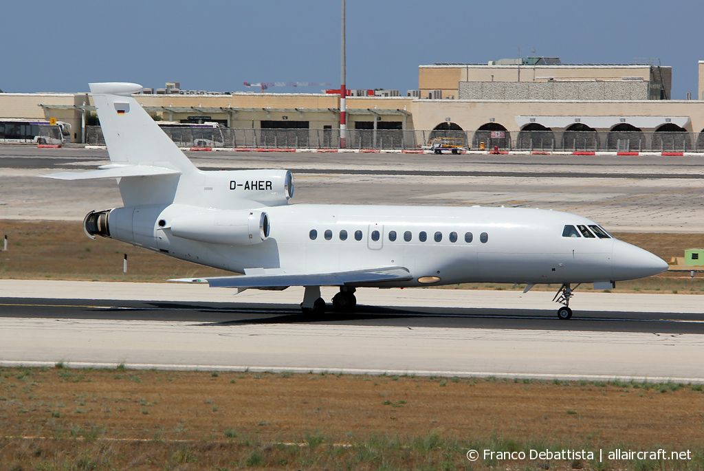 D-AHER (78) 2001 Dassault Falcon 900EX
