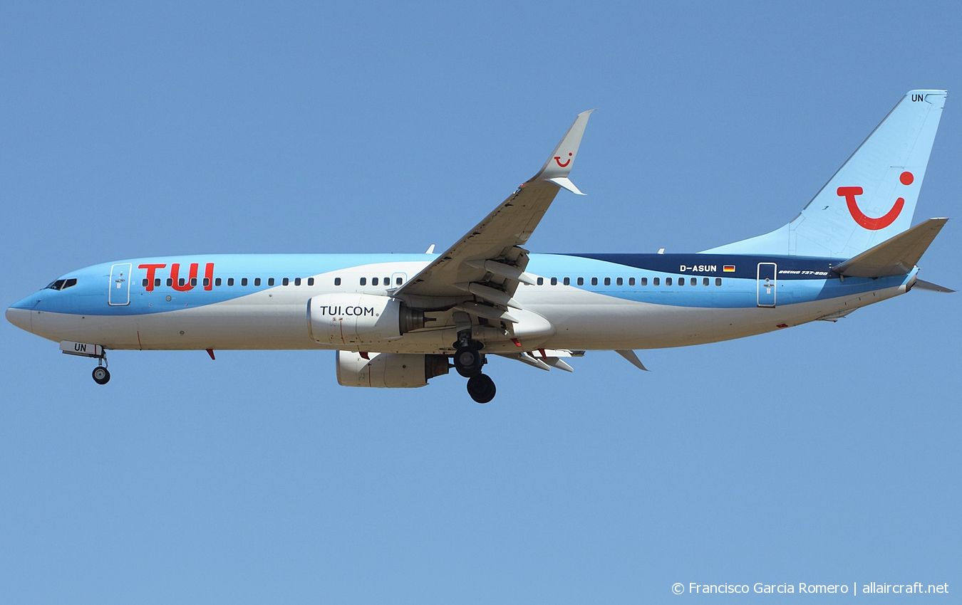 D-ASUN (33023) 2005 Boeing 737-8BK(WL)
