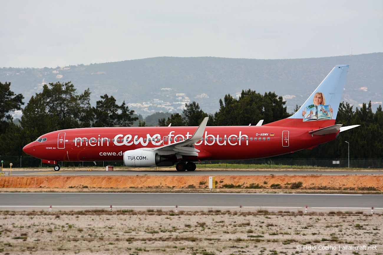D-ABMV (37785) 2013 Boeing 737-86J(WL)