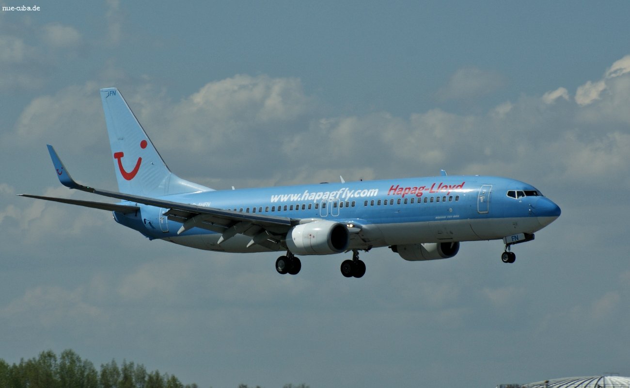 D-AHFN (28228) 2000 Boeing 737-8K5(WL)