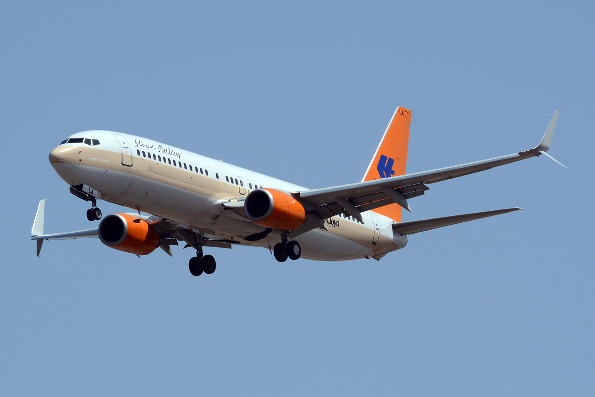 D-AHLK (35143) 2008 Boeing 737-8K5(WL)