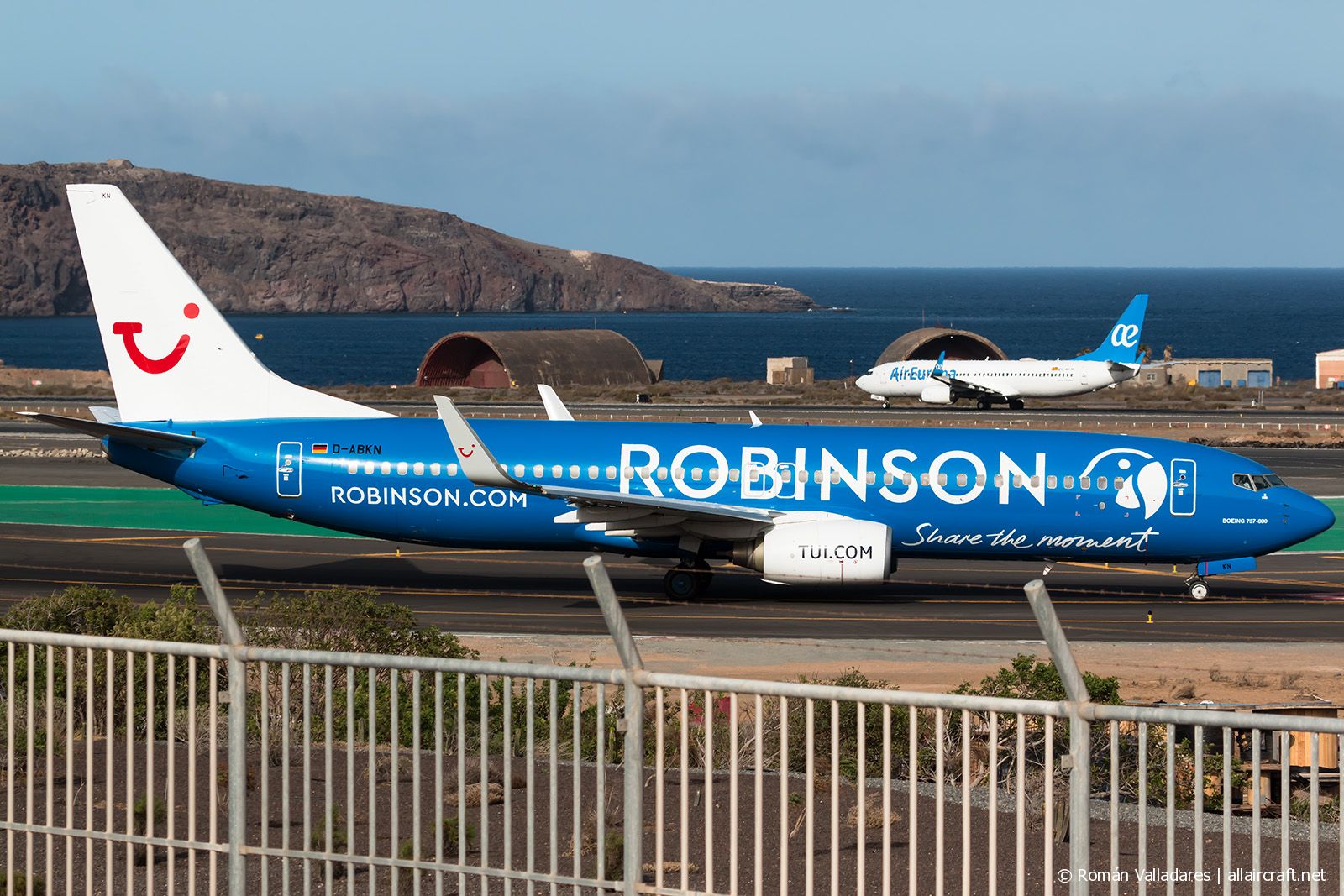 D-ABKN (37756) 2010 Boeing 737-86J(WL)