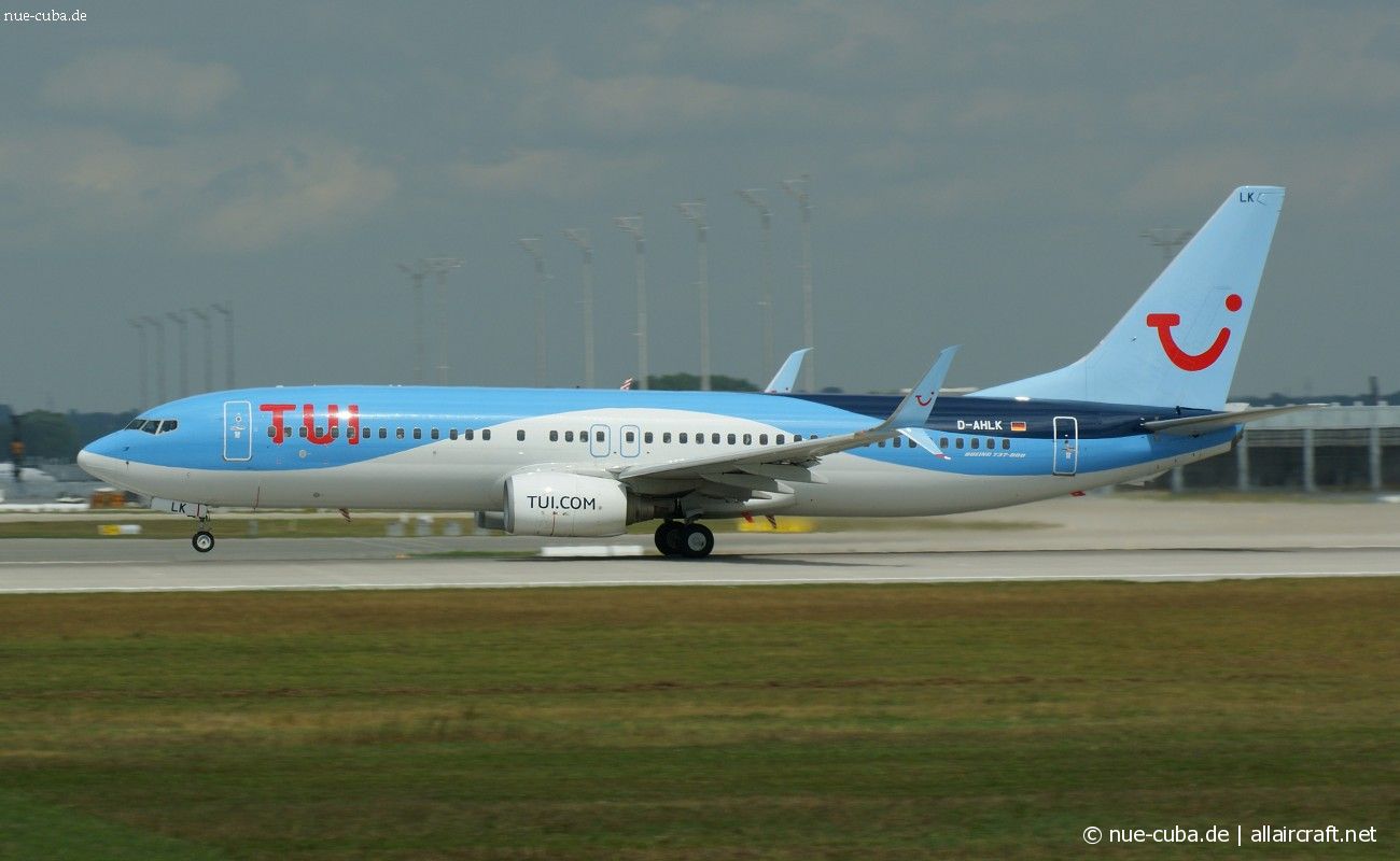 D-AHLK (35143) 2008 Boeing 737-8K5(WL)