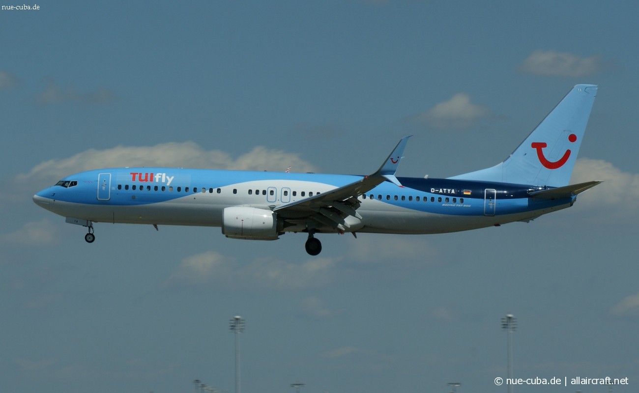D-ATYA (37256) 2013 Boeing 737-8K5(WL)
