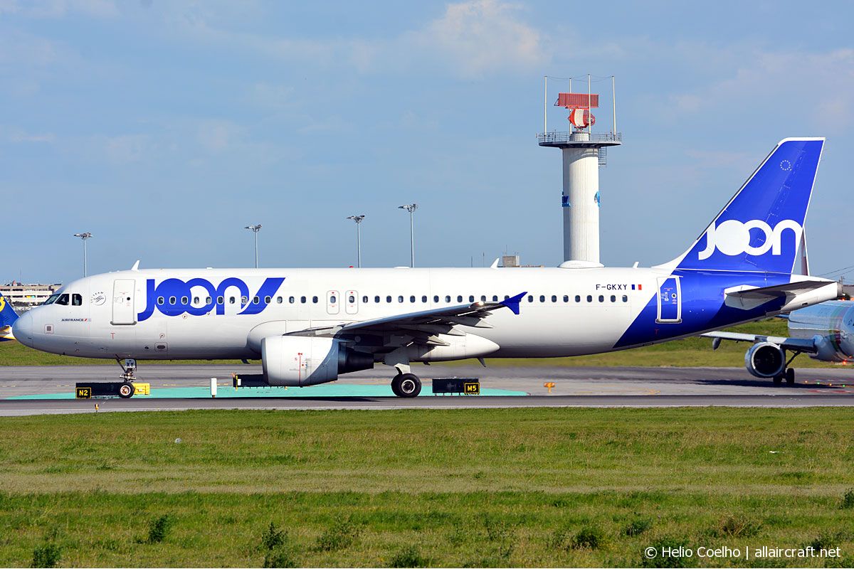 F-GKXY (4105) 2009 Airbus A320-214