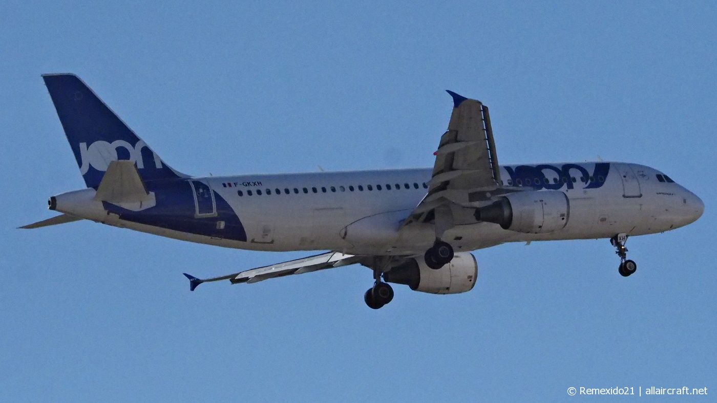 F-GKXH (1924) 2002 Airbus A320-214